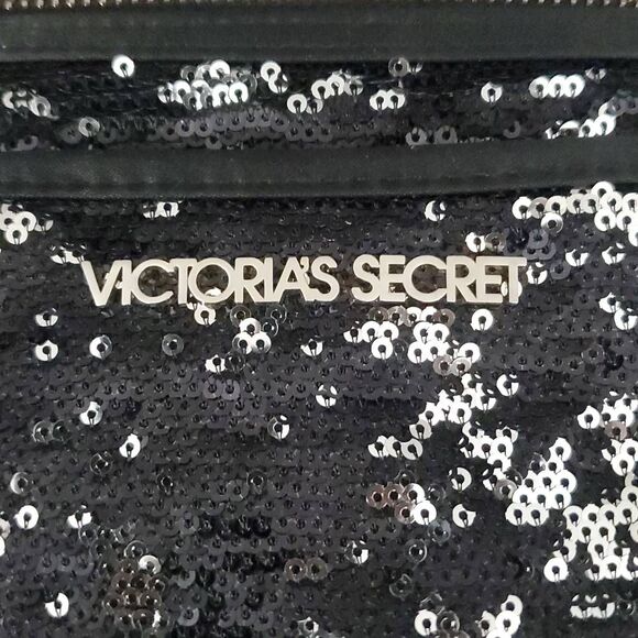 VICTORIA'S SECRET COSMETIC BAG - Picture 4 of 4